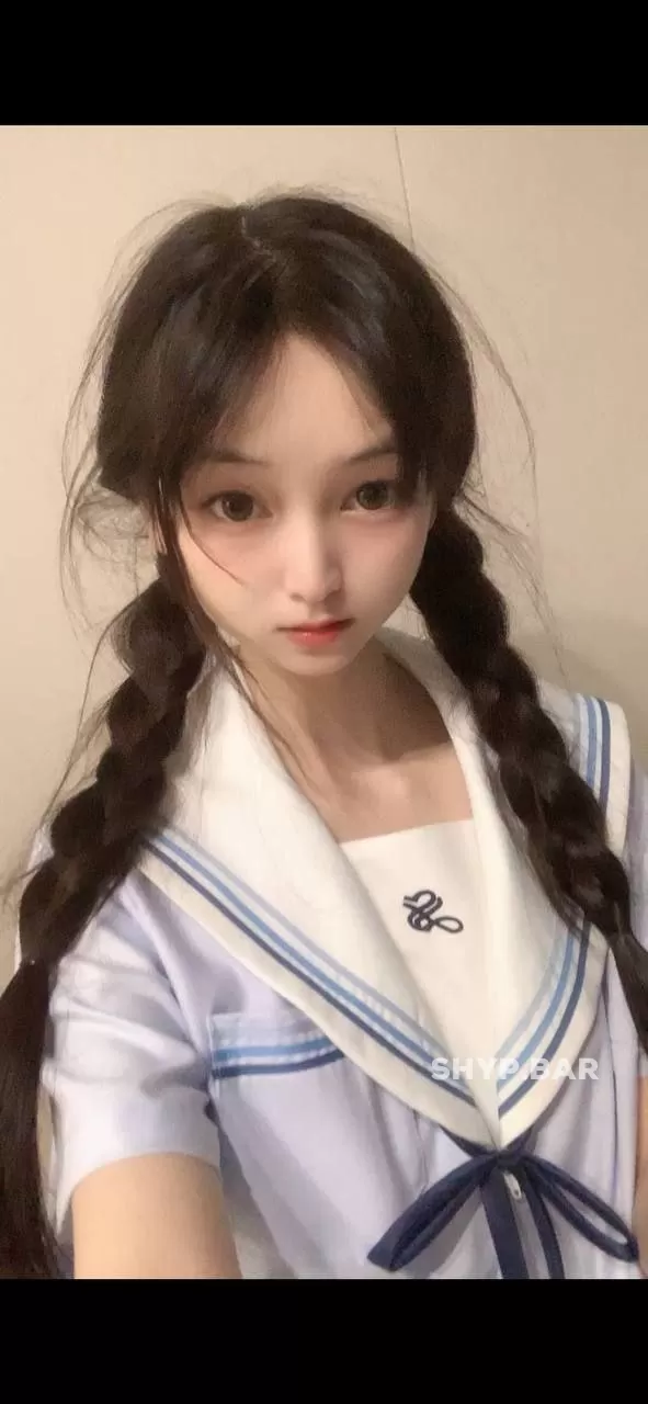 徐汇绵绵 颜值系  娇小 萝莉  长腿 嫩妹  皮肤白 长发 兼职